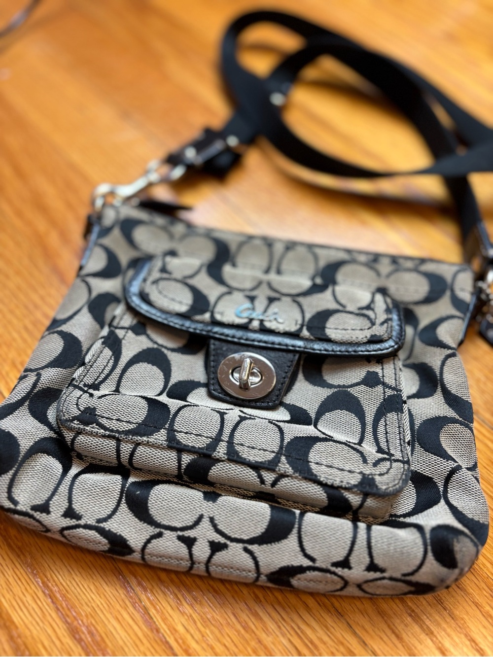 Coach Black and Tan Signature Crossbody with Turn-Lock Pocket - Picture 12 of 16